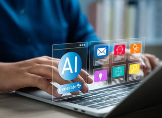 Iniciante no mercado cripto explorando as bases da negociação automática com inteligência artificial